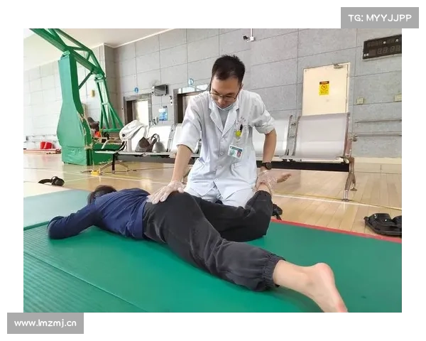 瑜伽垫在运动康复中的柔韧性训练辅助作用与应用探讨 瑜伽垫在运动康复中的柔韧性训练辅助作用与应用探讨